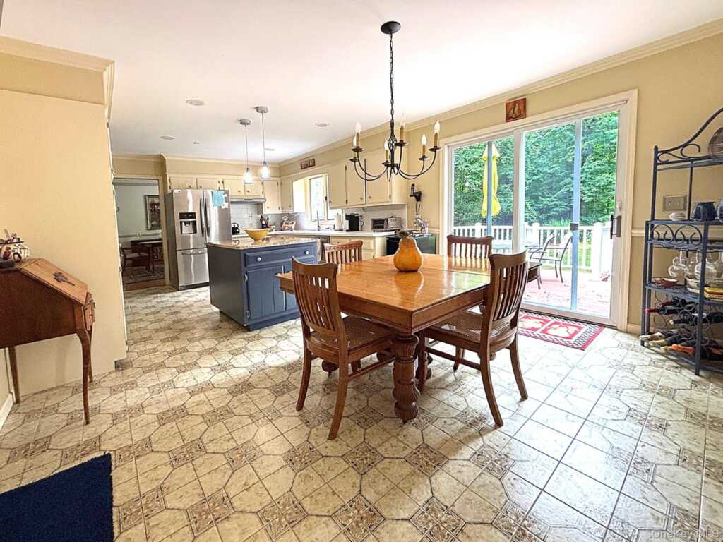 24 Ryan Drive, Hurley, NY 12491 - Photo 16 of 47