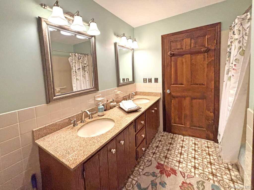 24 Ryan Drive, Hurley, NY 12491 - Photo 34 of 47