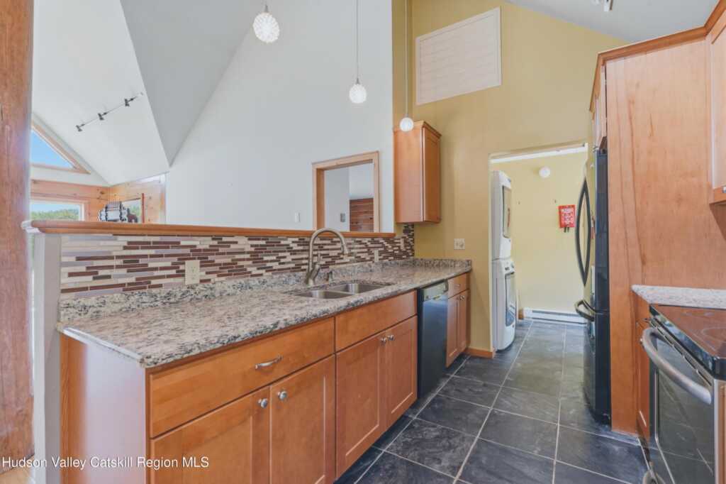 22 Deer Haven Drive, Rosendale, NY 12472 - Photo 12 of 39