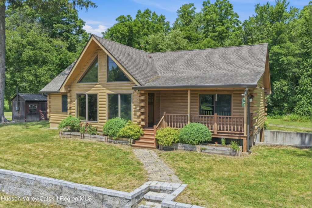 22 Deer Haven Drive, Rosendale, NY 12472 - Photo 2 of 39
