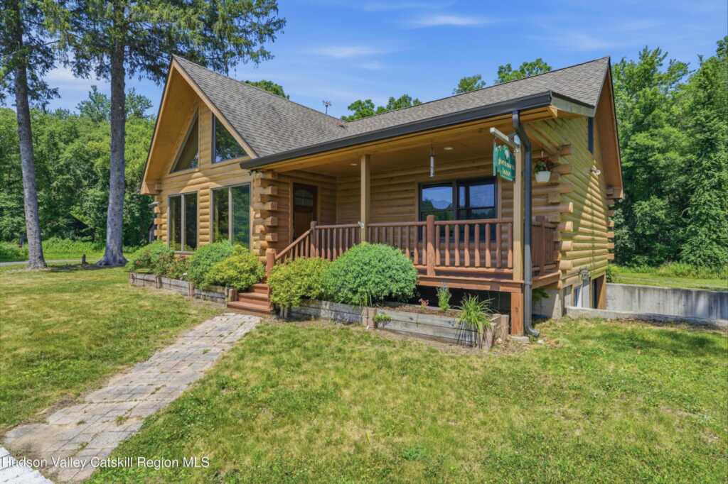 22 Deer Haven Drive, Rosendale, NY 12472 - Photo 3 of 39