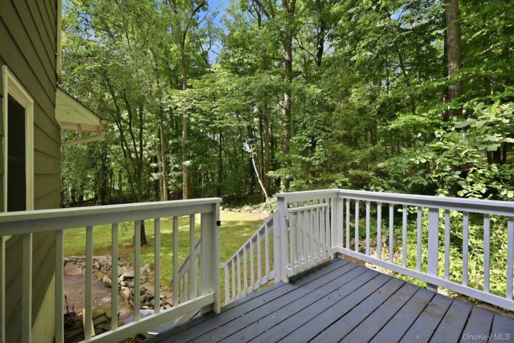 3 Dogwood Hollow, New Paltz, NY 12561 - Photo 13 of 31