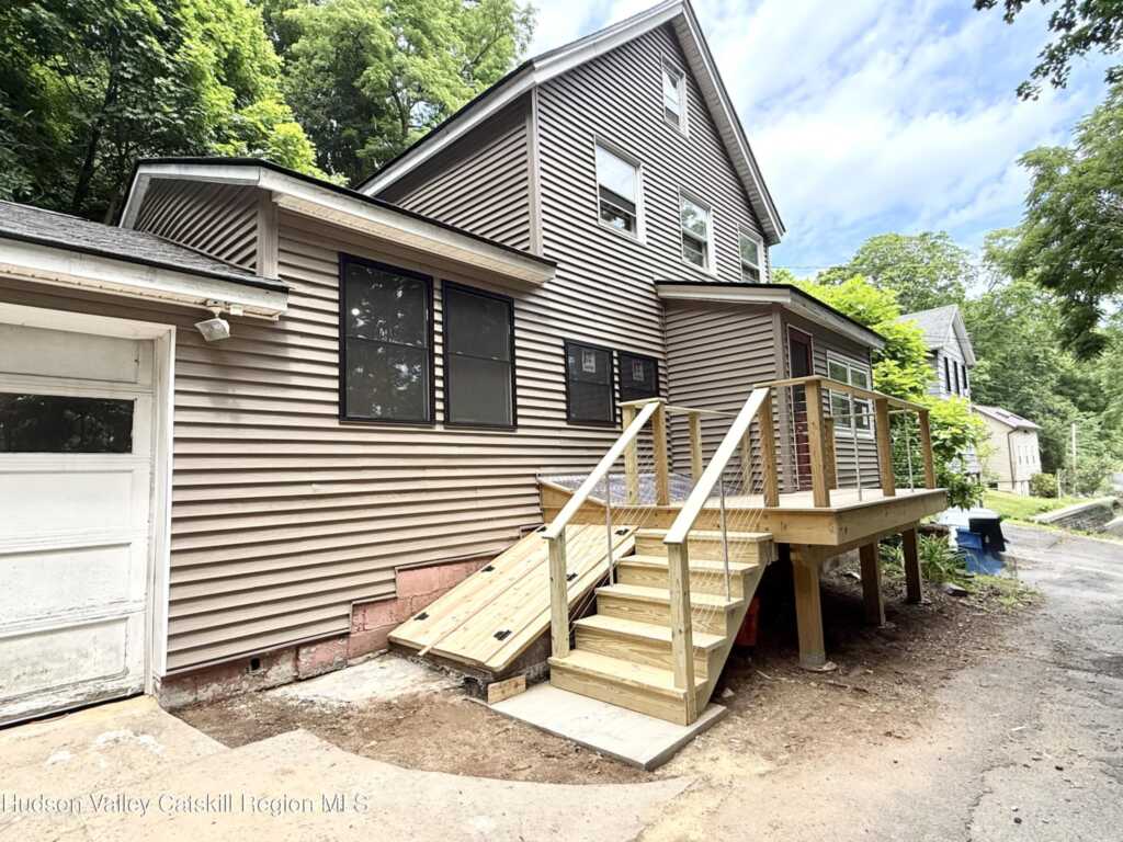 185 Pierpont Street, Kingston, NY 12401 - Photo 3 of 13
