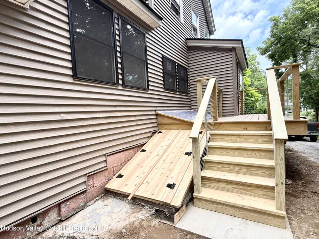 185 Pierpont Street, Kingston, NY 12401 - Photo 4 of 13