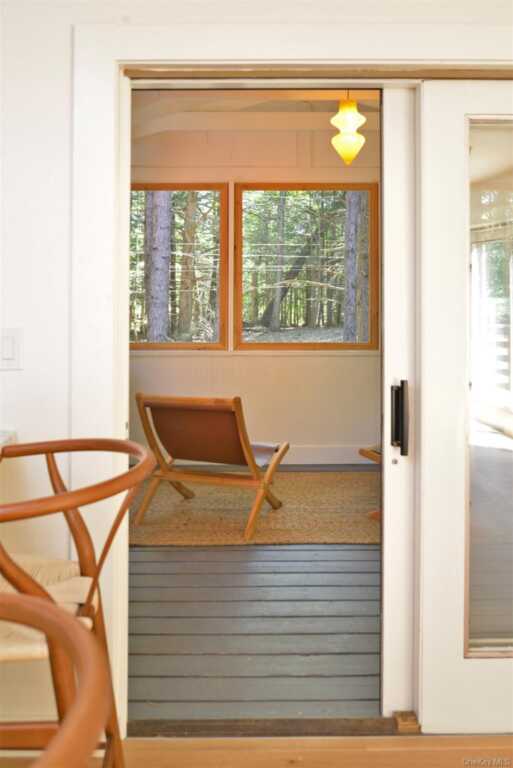 28 Mrs Franks Road, Saugerties, NY 12477 - Photo 10 of 38