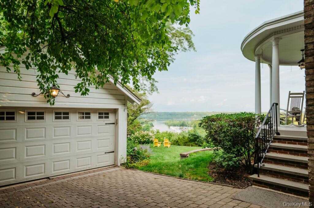 59 Hill Street, Saugerties, NY 12477 - Photo 33 of 41