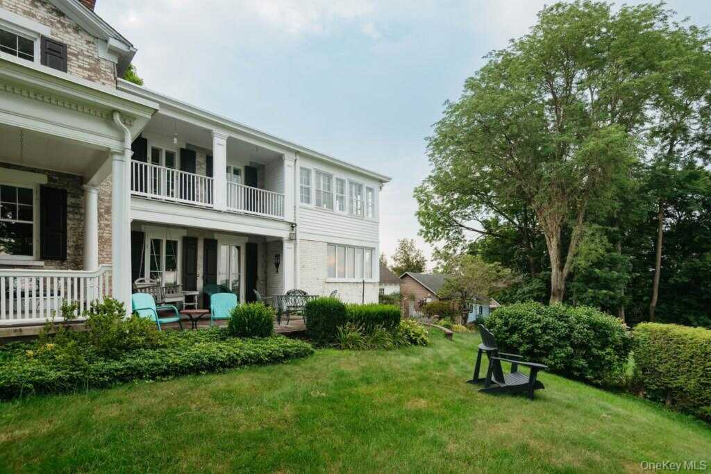 59 Hill Street, Saugerties, NY 12477 - Photo 6 of 41