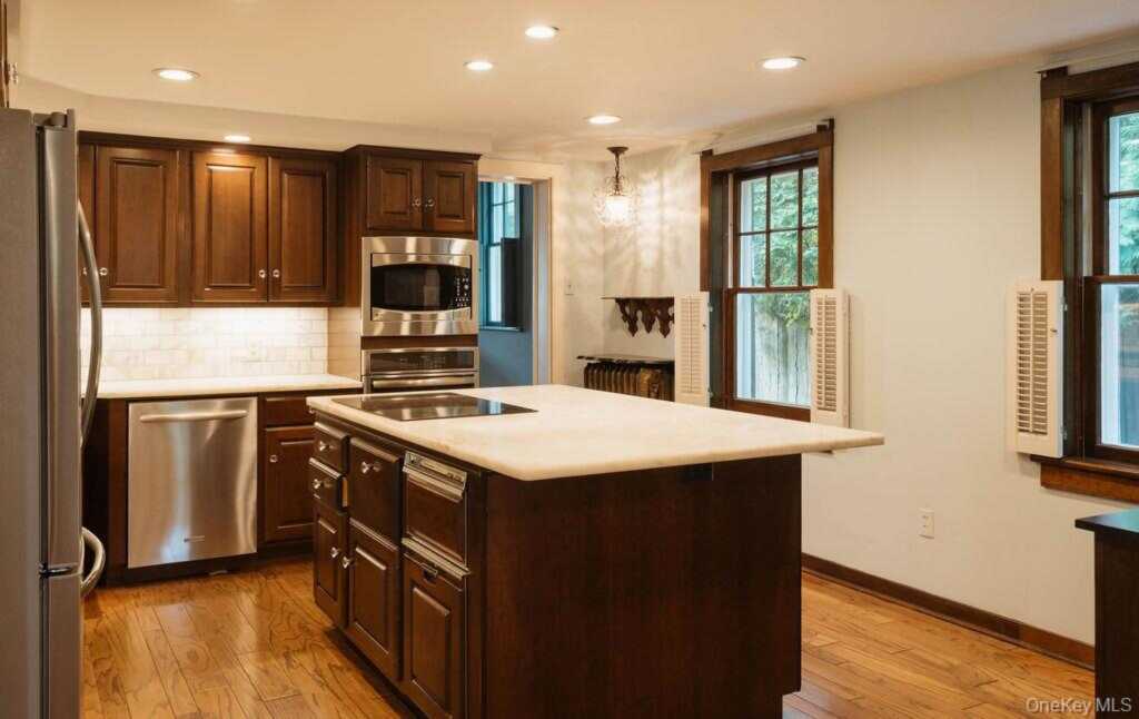 59 Hill Street, Saugerties, NY 12477 - Photo 7 of 41