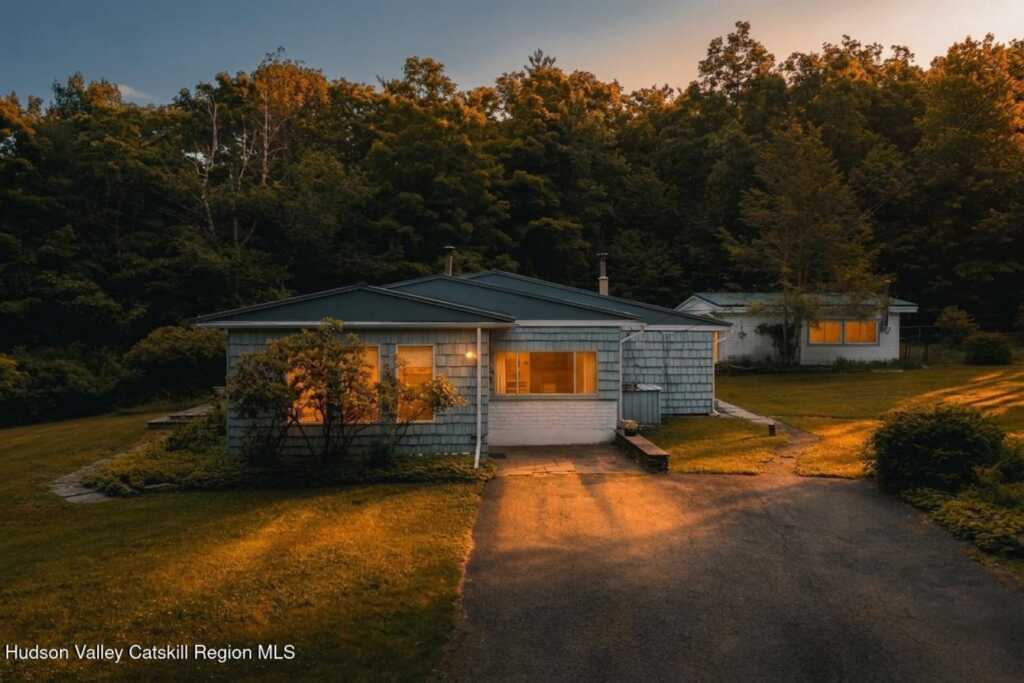 297-299 Ohayo Mountain Road, Woodstock, NY 12498 - Photo 39 of 46