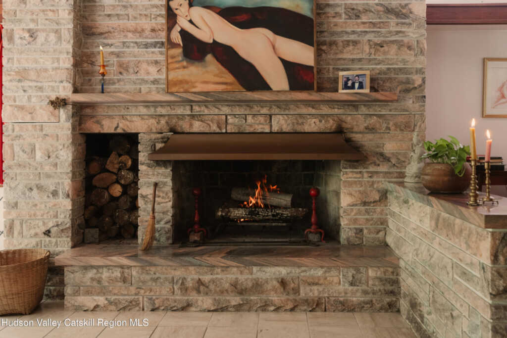 297-299 Ohayo Mountain Road, Woodstock, NY 12498 - Photo 4 of 46