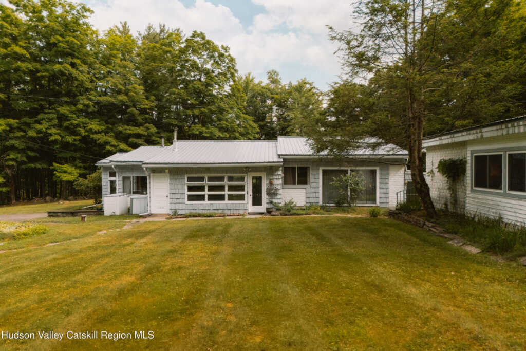 297-299 Ohayo Mountain Road, Woodstock, NY 12498 - Photo 40 of 46