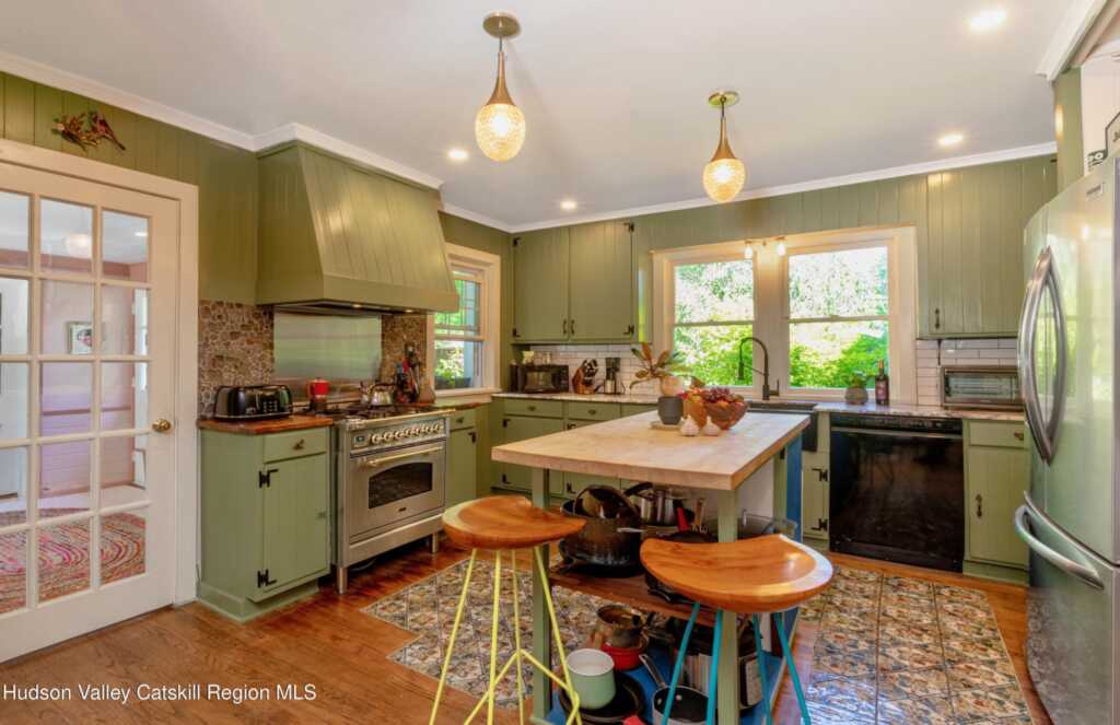 15 Chipmunk Lane, Woodstock, NY 12498 - Photo 4 of 50