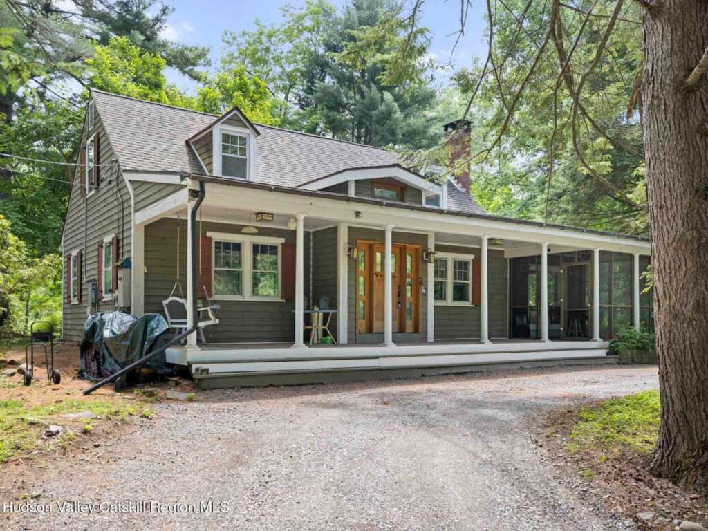 9 Creekside Lane, Rosendale, NY 12472 - Photo 4 of 50