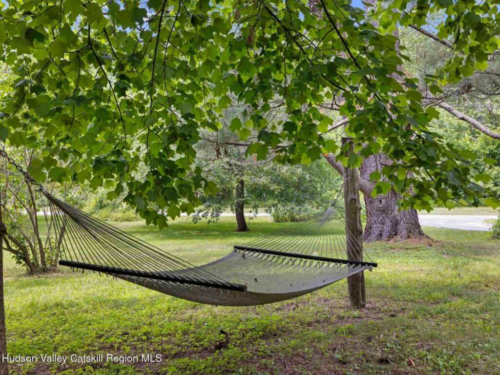 9 Creekside Lane, Rosendale, NY 12472 - Photo 8 of 50
