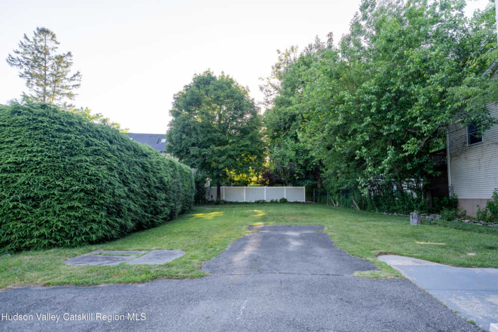 245 Chester Street, Kingston, NY 12401 - Photo 2 of 13