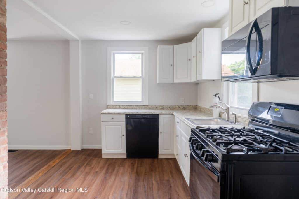 245 Chester Street, Kingston, NY 12401 - Photo 3 of 13