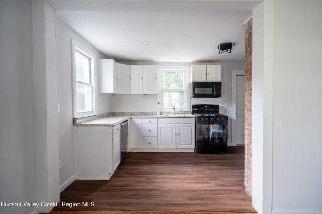 245 Chester Street, Kingston, NY 12401 - Photo 4 of 13