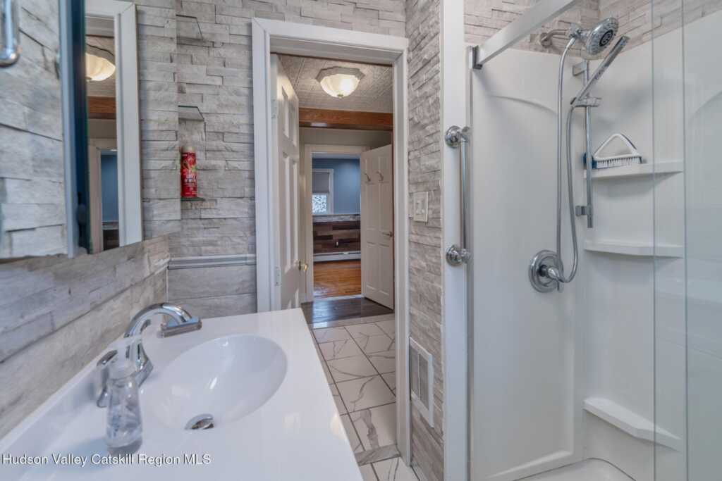 583 Savoy Street, Kingston, NY 12401 - Photo 10 of 36