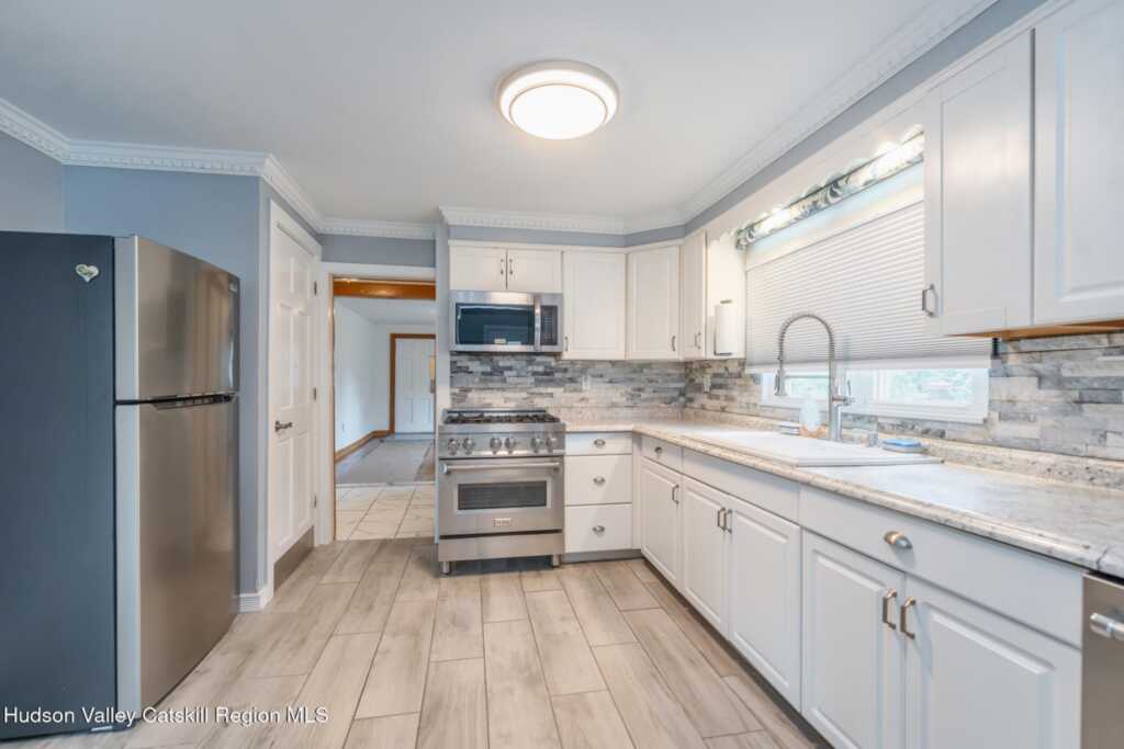 583 Savoy Street, Kingston, NY 12401 - Photo 21 of 36