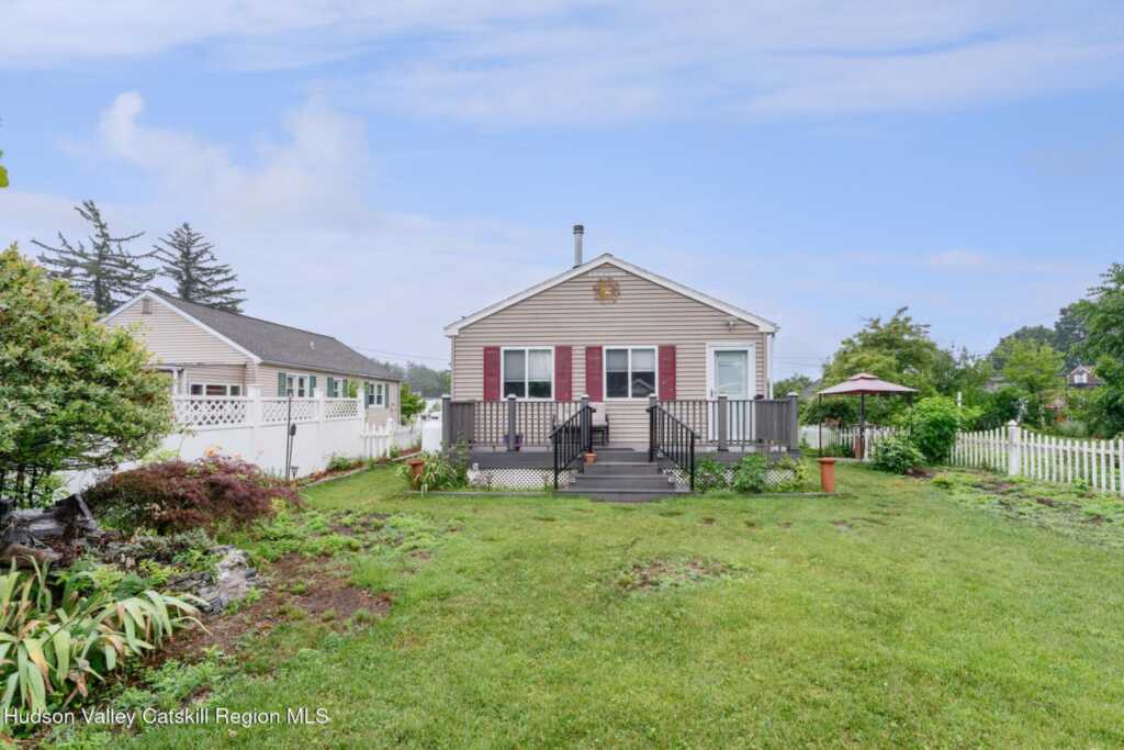 583 Savoy Street, Kingston, NY 12401 - Photo 31 of 36