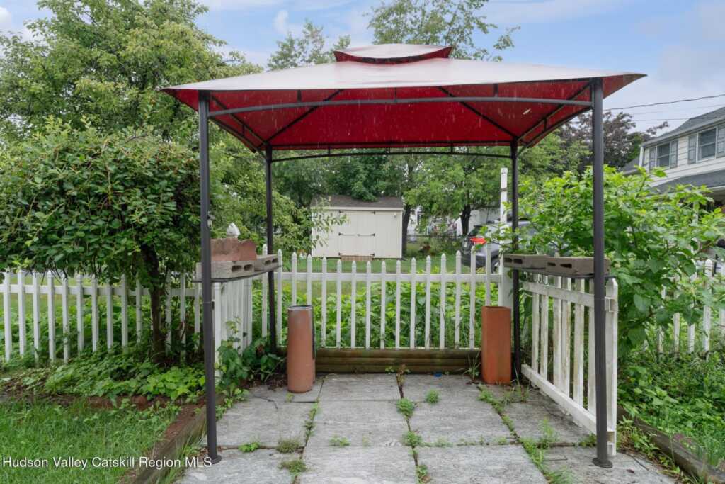 583 Savoy Street, Kingston, NY 12401 - Photo 34 of 36