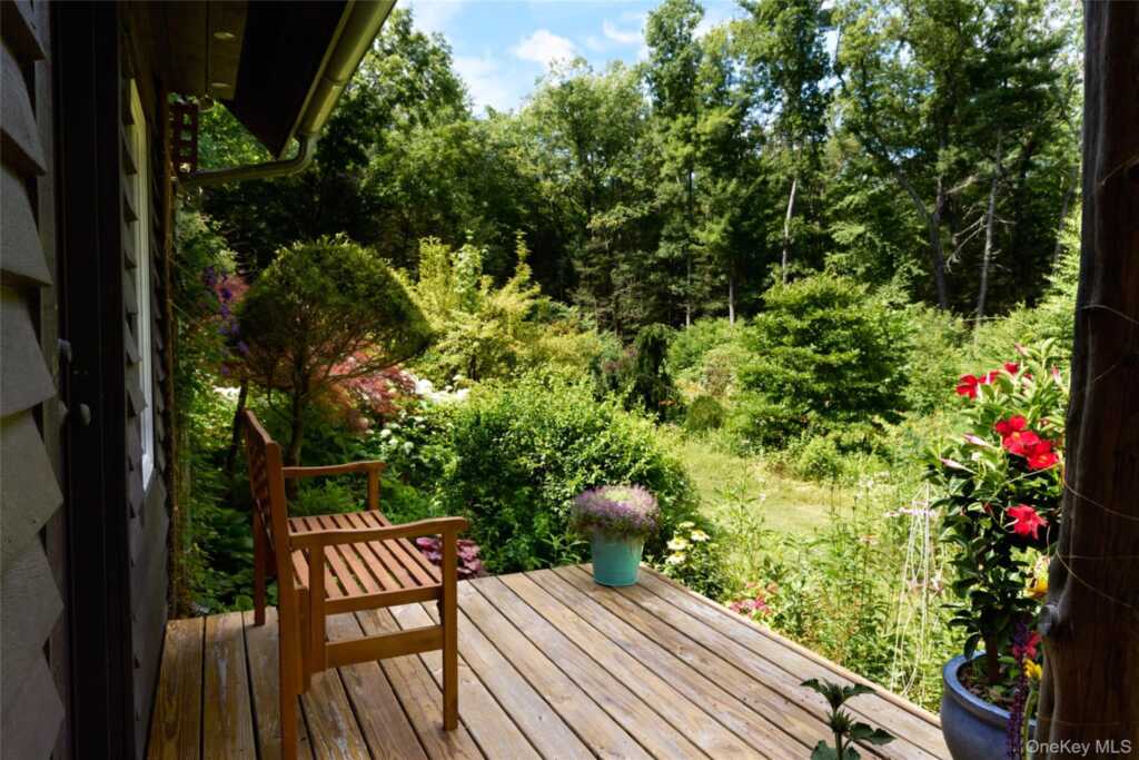 323 Beaverkill Road, Kingston, NY 12401 - Photo 21 of 32