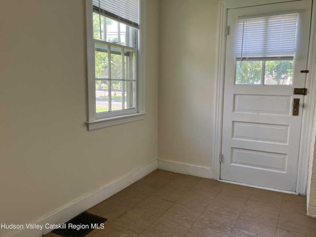 233 Main Street, New Paltz, NY 12561 - Photo 10 of 20