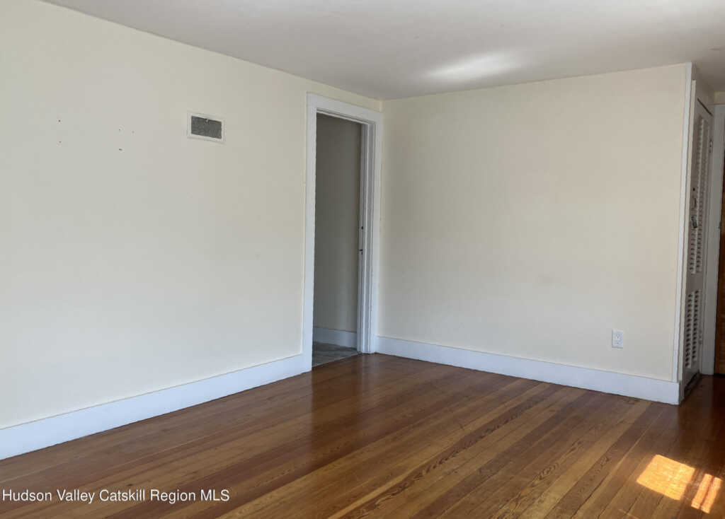 233 Main Street, New Paltz, NY 12561 - Photo 15 of 20
