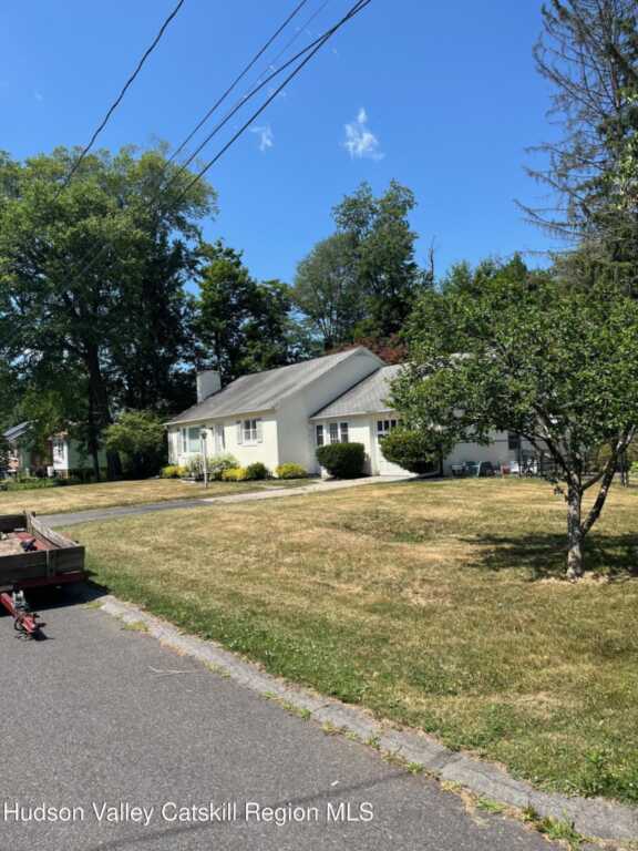 1067 Codwise Street, Kingston, NY 12401 - Photo 19 of 34