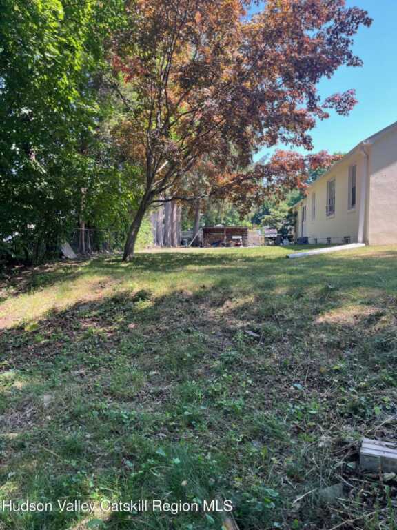 1067 Codwise Street, Kingston, NY 12401 - Photo 25 of 34