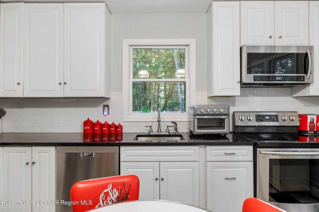 29 Maurizi Lane, Woodstock, NY 12498 - Photo 15 of 49