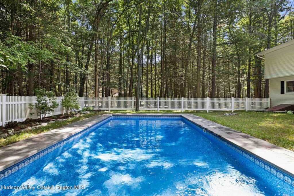 29 Maurizi Lane, Woodstock, NY 12498 - Photo 37 of 49