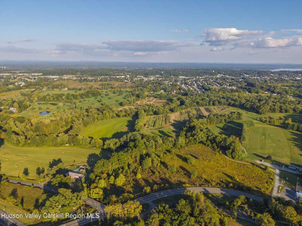 220 Sawkill Road, Kingston, NY 12401 - Photo 10 of 18