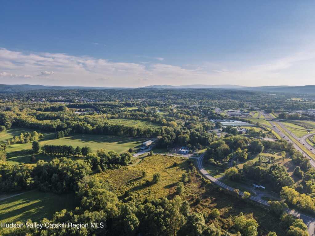 220 Sawkill Road, Kingston, NY 12401 - Photo 13 of 18