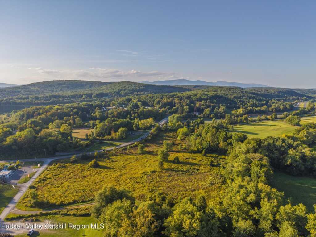 220 Sawkill Road, Kingston, NY 12401 - Photo 6 of 18