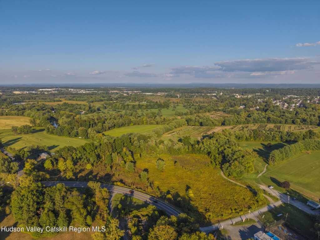220 Sawkill Road, Kingston, NY 12401 - Photo 9 of 18