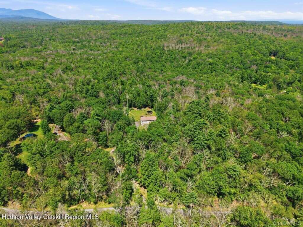 630 Ashokan Road, Kingston, NY 12401 - Photo 4 of 39