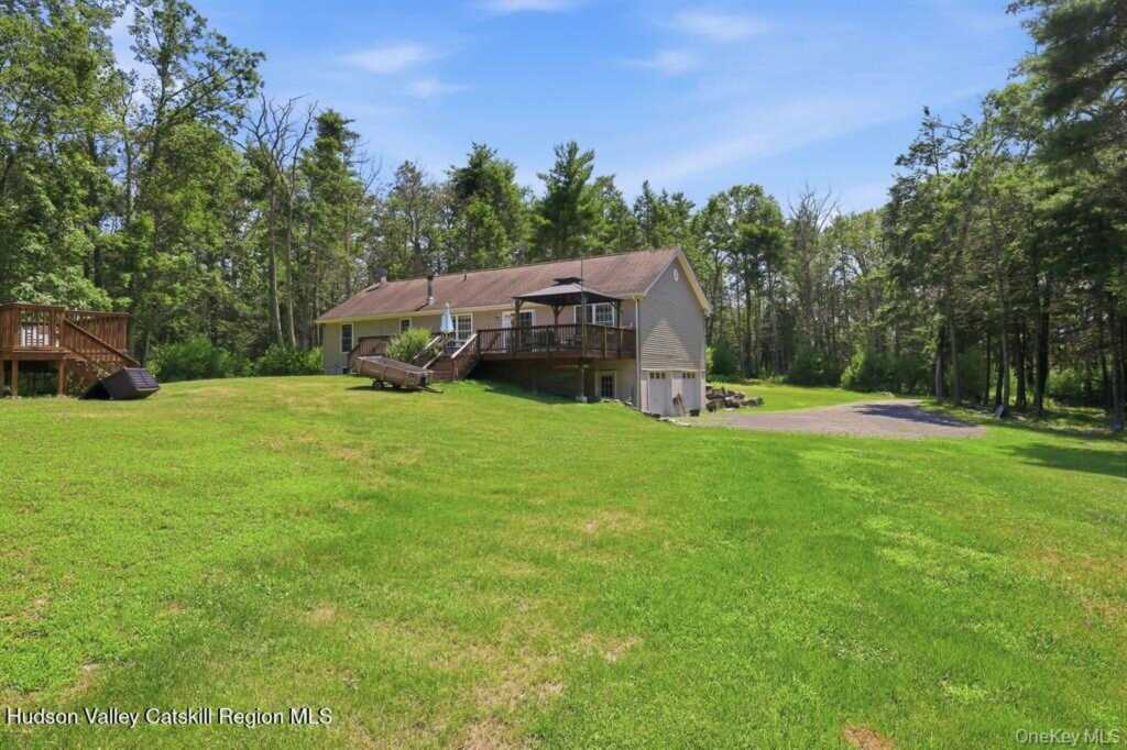 630 Ashokan Road, Kingston, NY 12401 - Photo 8 of 39