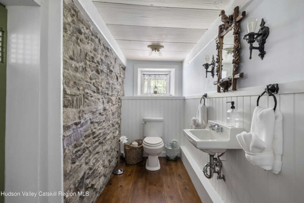 1389 Rte 212, Saugerties, NY 12477 - Photo 22 of 50