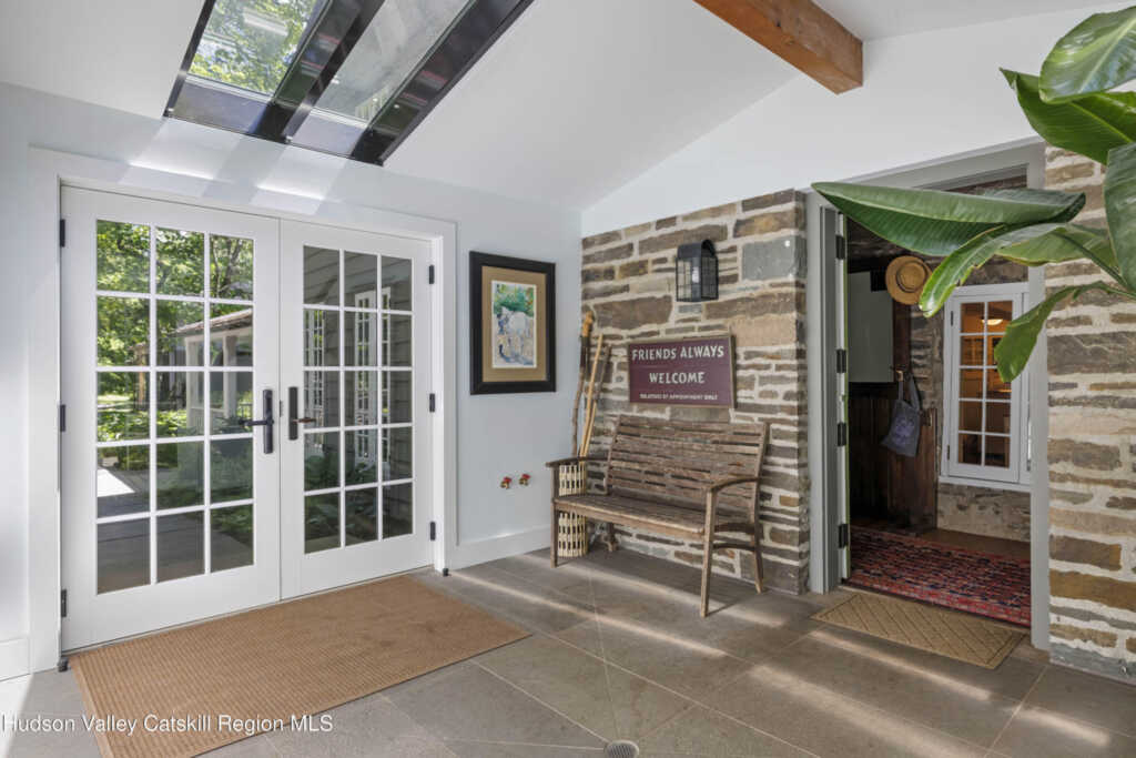 1389 Rte 212, Saugerties, NY 12477 - Photo 3 of 50
