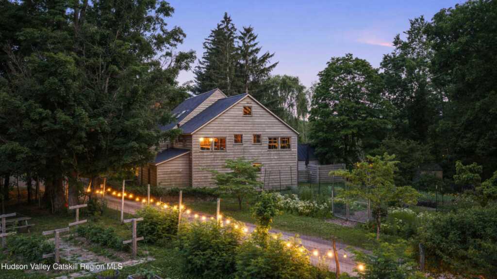 1389 Rte 212, Saugerties, NY 12477 - Photo 37 of 50