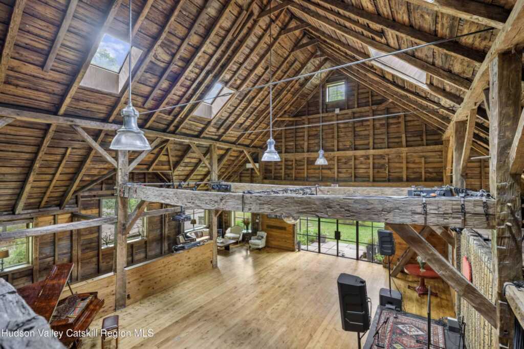 1389 Rte 212, Saugerties, NY 12477 - Photo 41 of 50