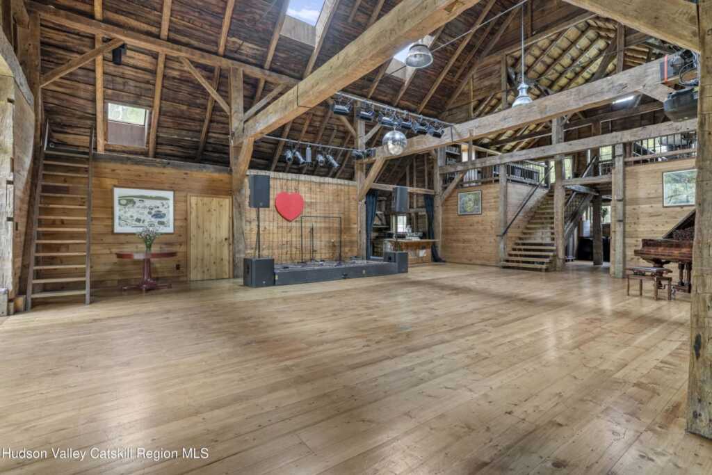 1389 Rte 212, Saugerties, NY 12477 - Photo 43 of 50