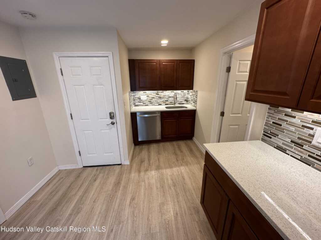 152 Saint James Street, Unit #4, Kingston, NY 12401 - Photo 6 of 16