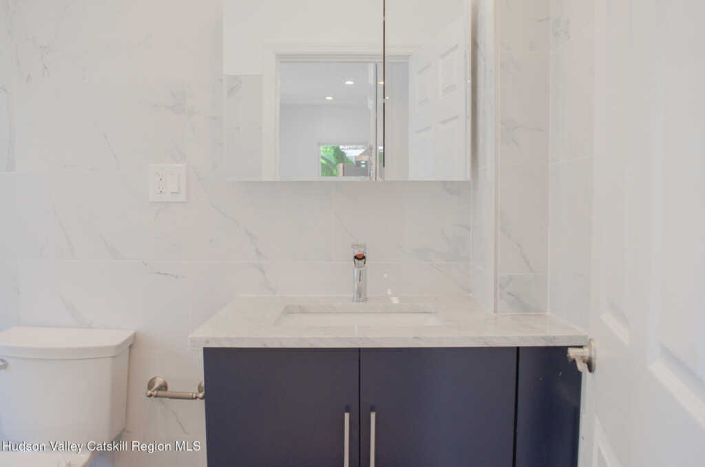 144 Saint James Street, Unit #2b, Kingston, NY 12401 - Photo 7 of 17