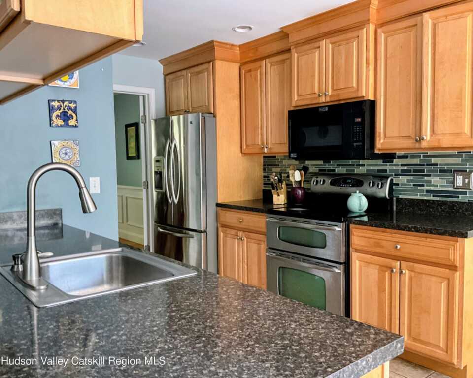 903 Old Post Road, New Paltz, NY 12561 - Photo 16 of 50