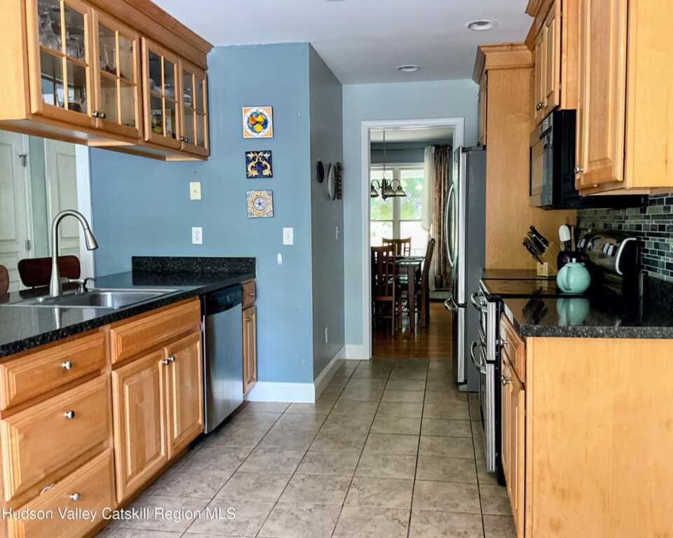 903 Old Post Road, New Paltz, NY 12561 - Photo 17 of 50
