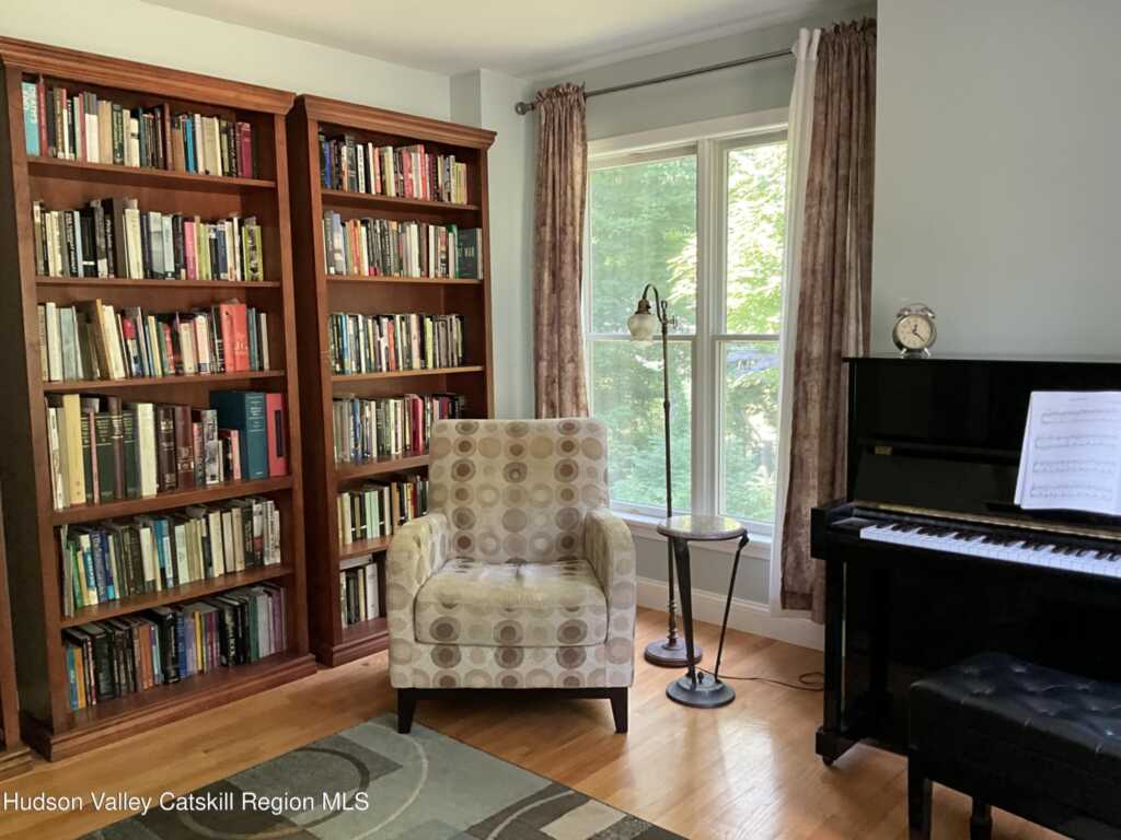 903 Old Post Road, New Paltz, NY 12561 - Photo 6 of 50