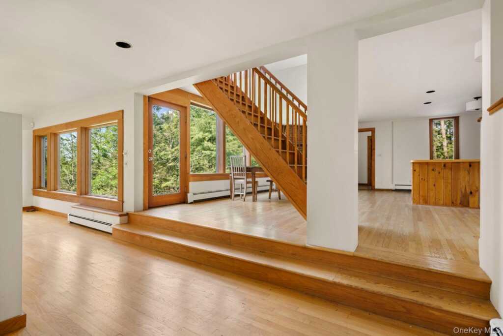 376 Abbey Road, Woodstock, NY 12457 - Photo 11 of 35