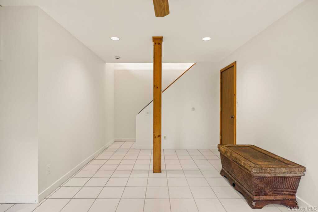 376 Abbey Road, Woodstock, NY 12457 - Photo 19 of 35
